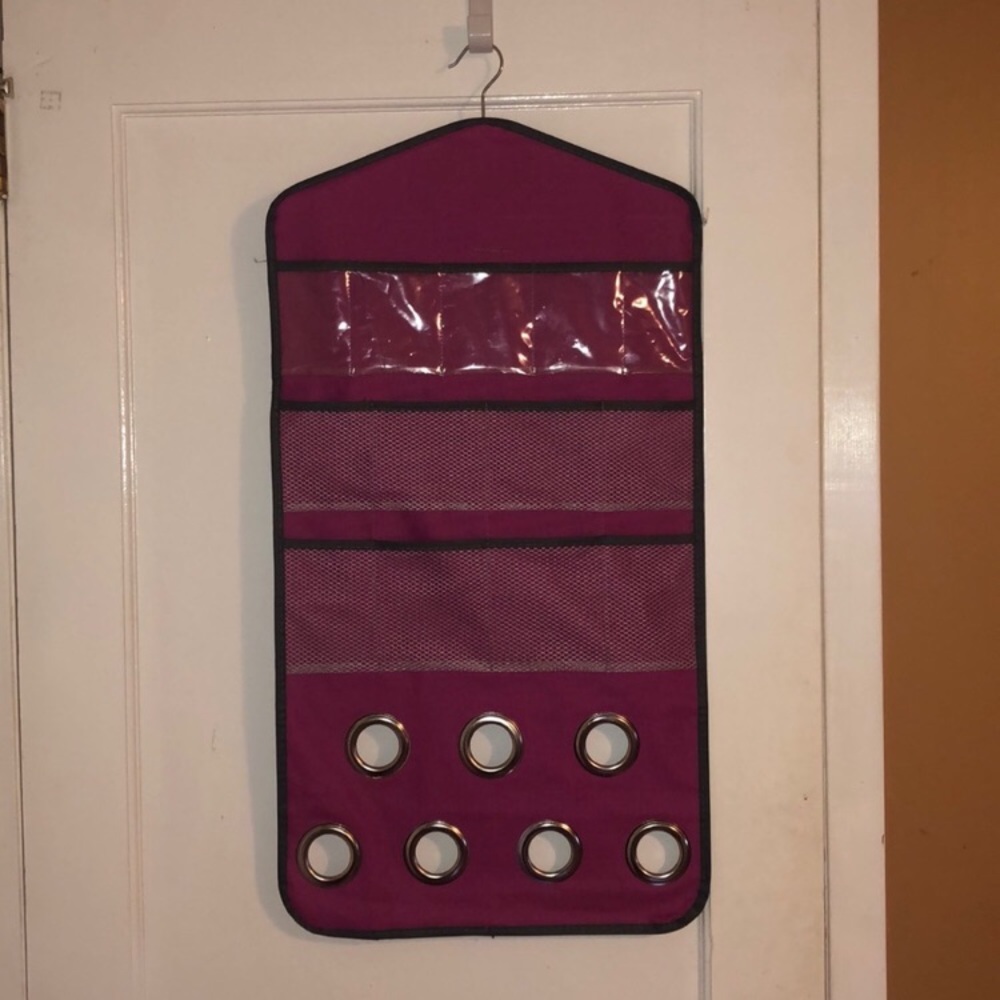 🛍 Pink Jewelry and Scarf Organizer